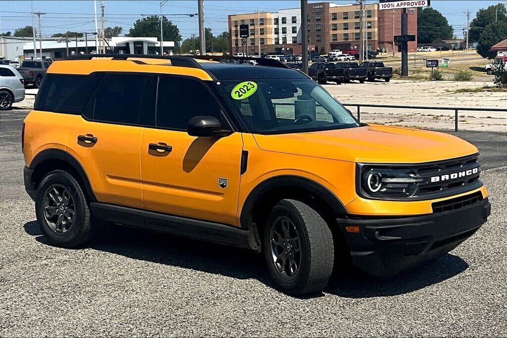 2023 FORD Bronco