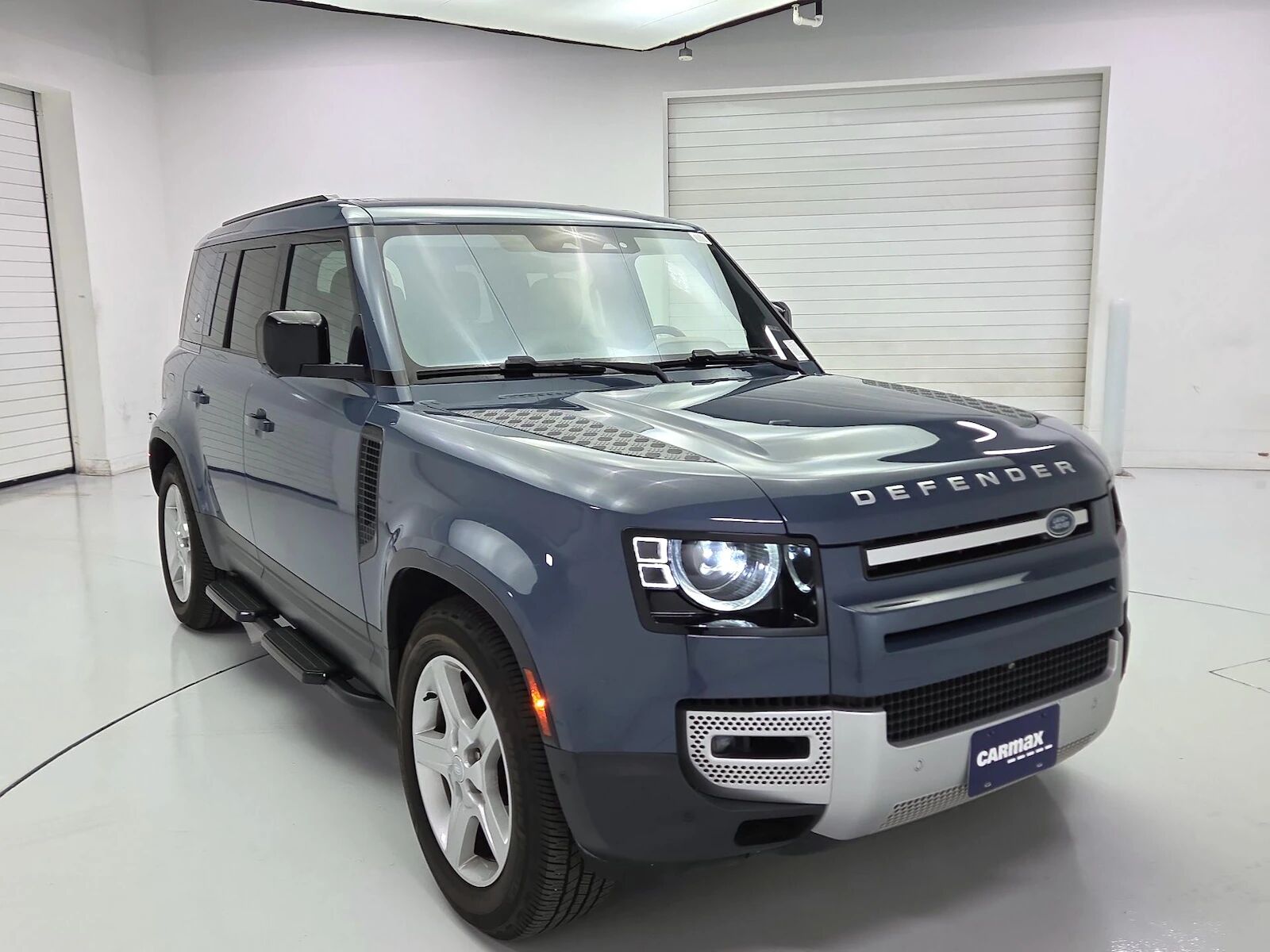 2021 LAND ROVER Defender