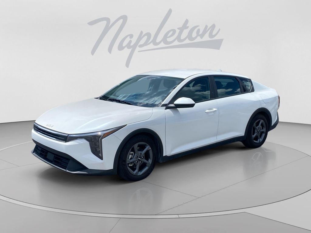 2025 KIA K4