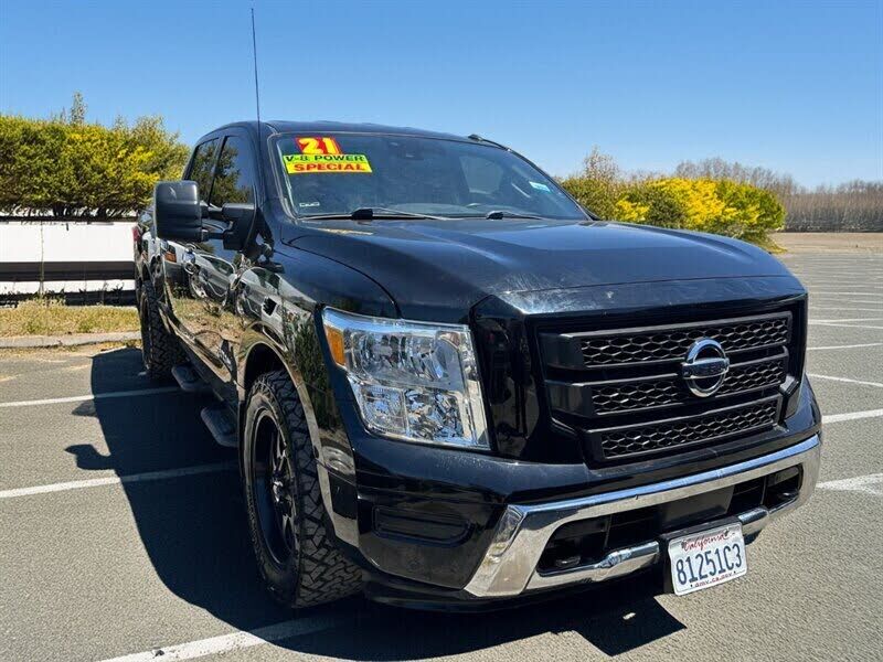 2021 NISSAN Titan