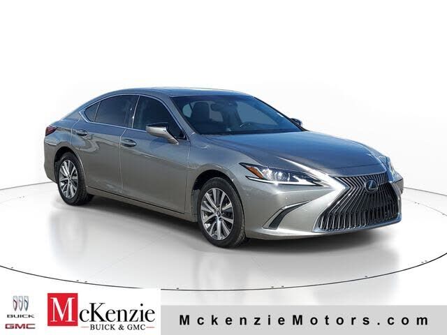 2019 LEXUS ES
