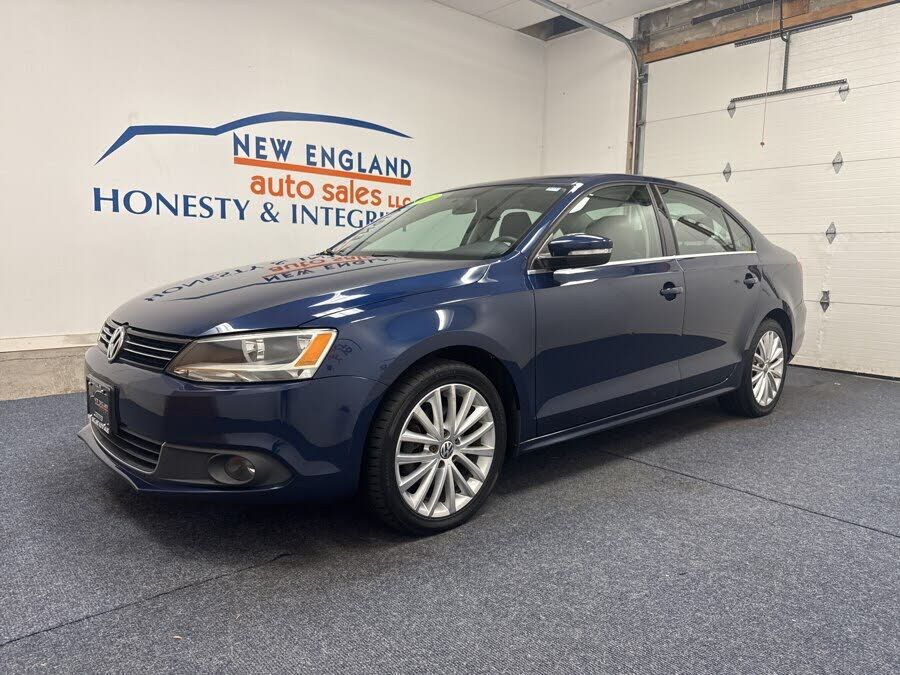2013 VOLKSWAGEN Jetta