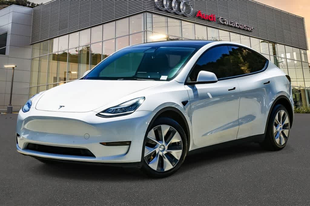 2022 TESLA Model Y