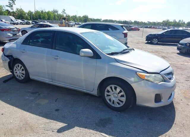 2011 TOYOTA Corolla