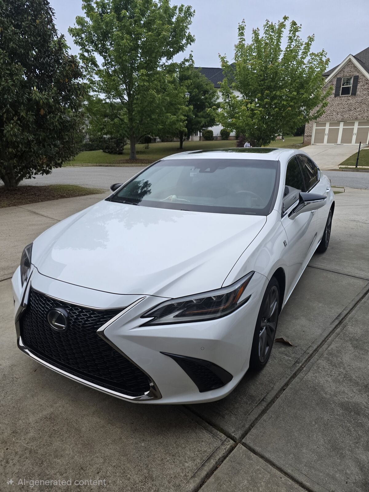 2019 LEXUS ES