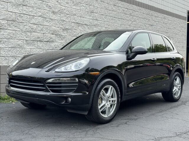 2014 PORSCHE Cayenne
