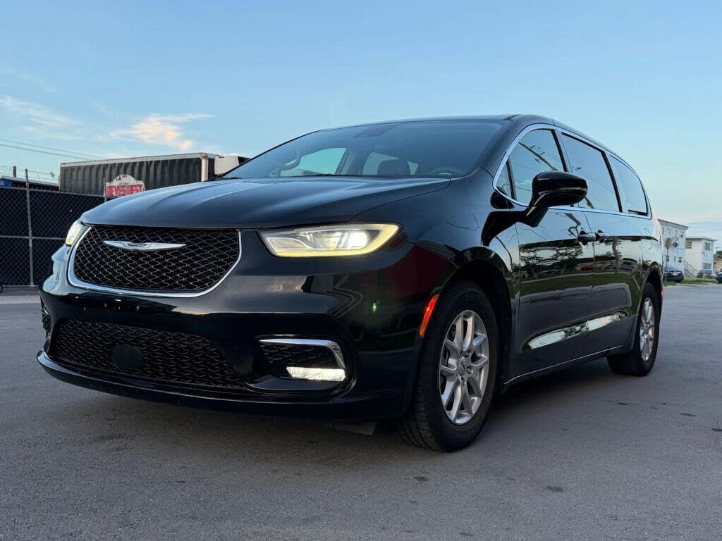 2024 CHRYSLER Pacifica
