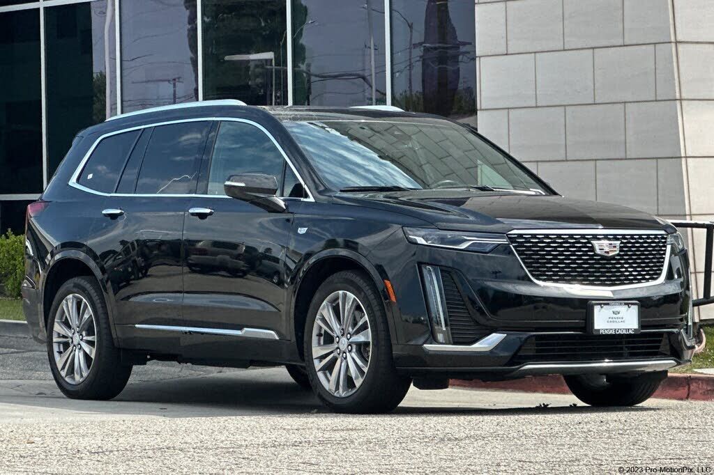 2023 CADILLAC XT6