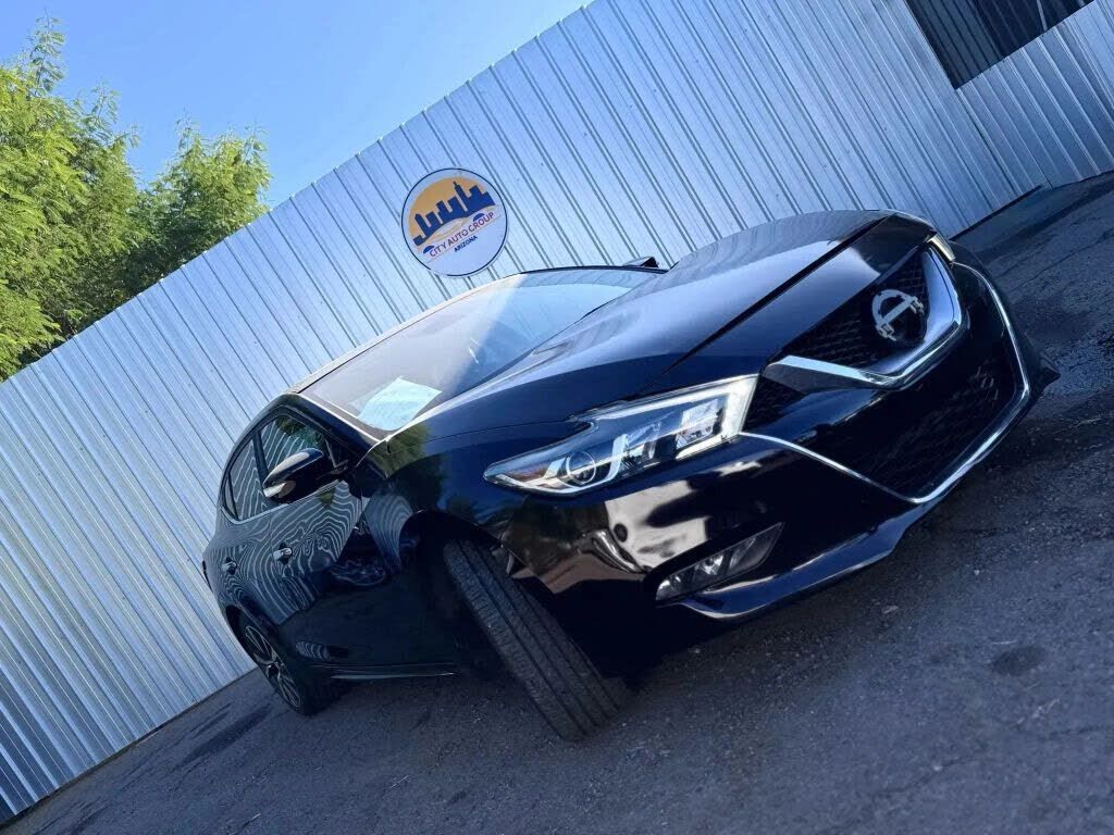 2016 NISSAN Maxima