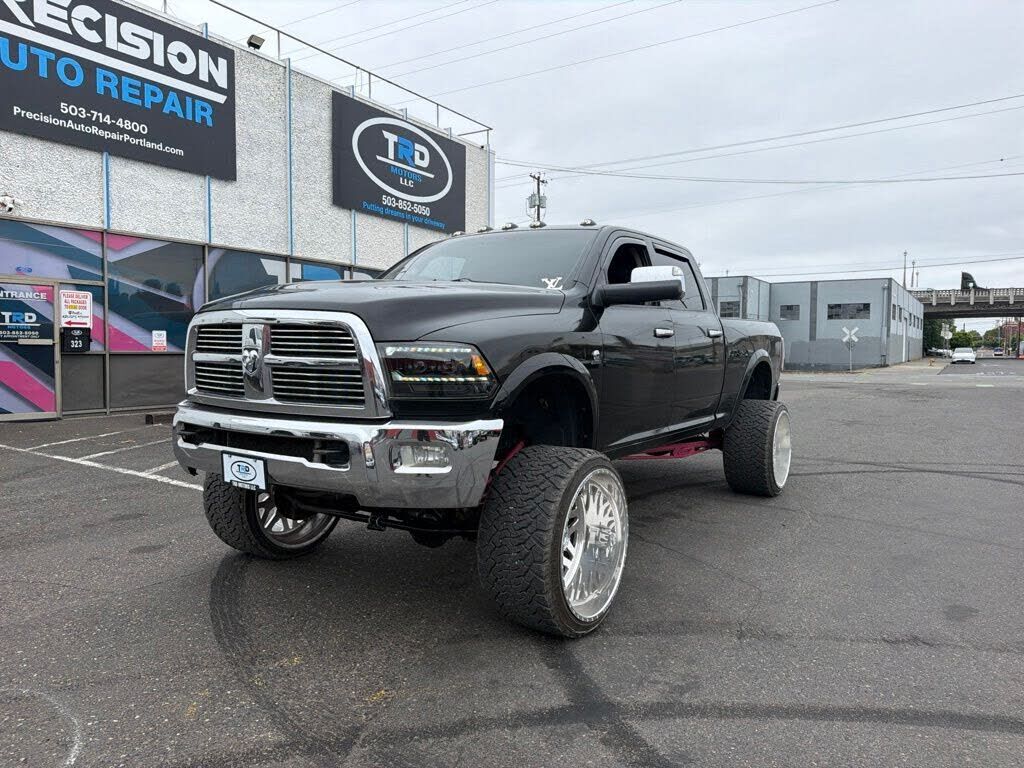 2012 DODGE Ram
