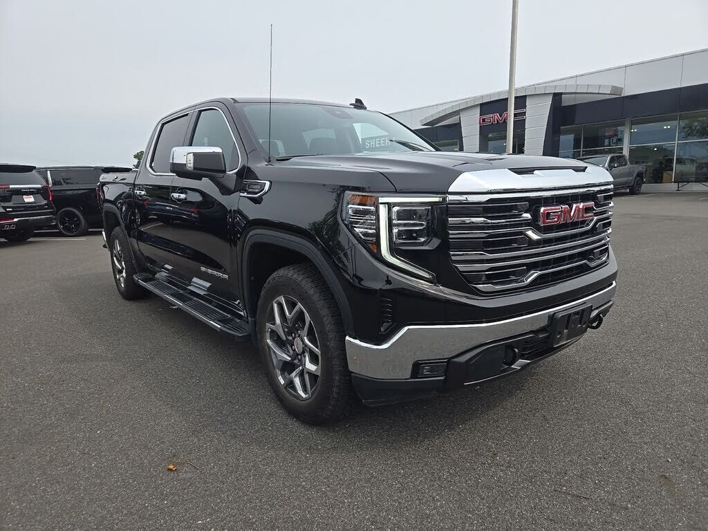 2023 GMC Sierra