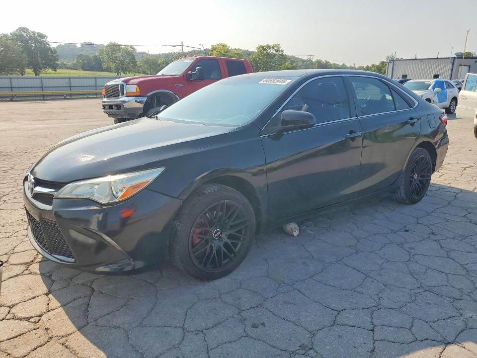 2017 TOYOTA Camry