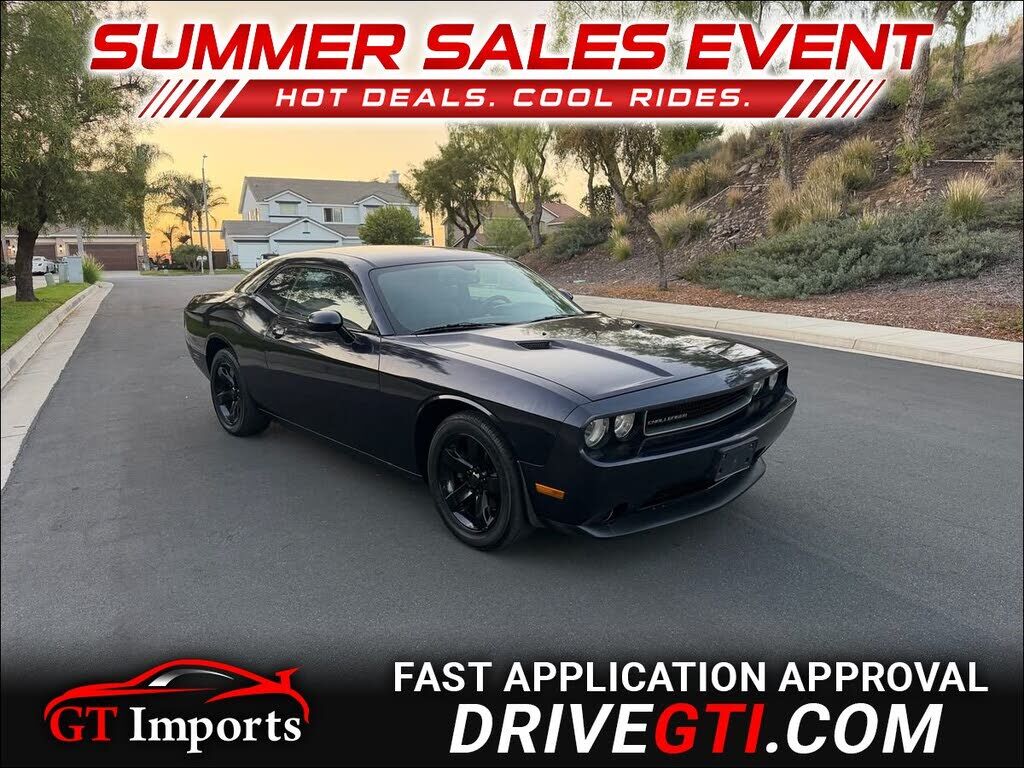 2012 DODGE Challenger