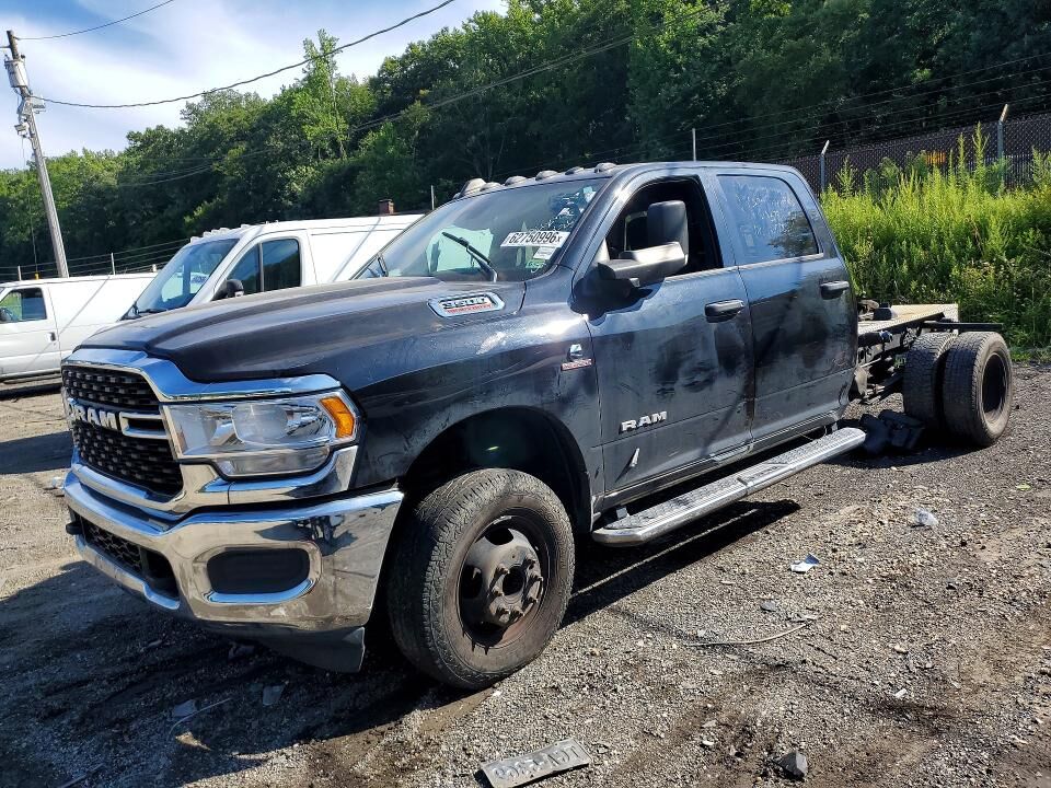 2022 RAM 3500