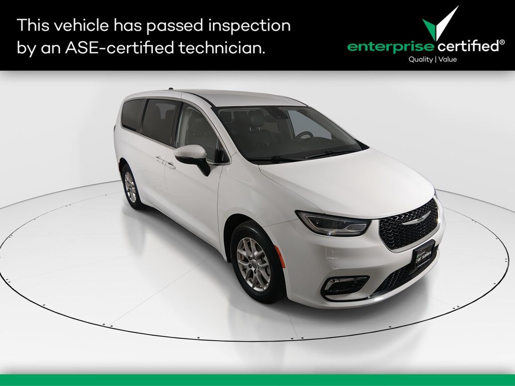 2023 CHRYSLER Pacifica
