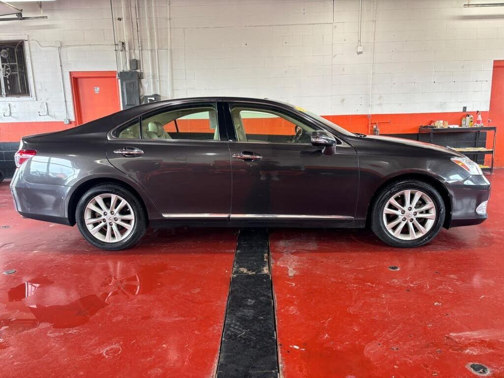 2012 LEXUS ES