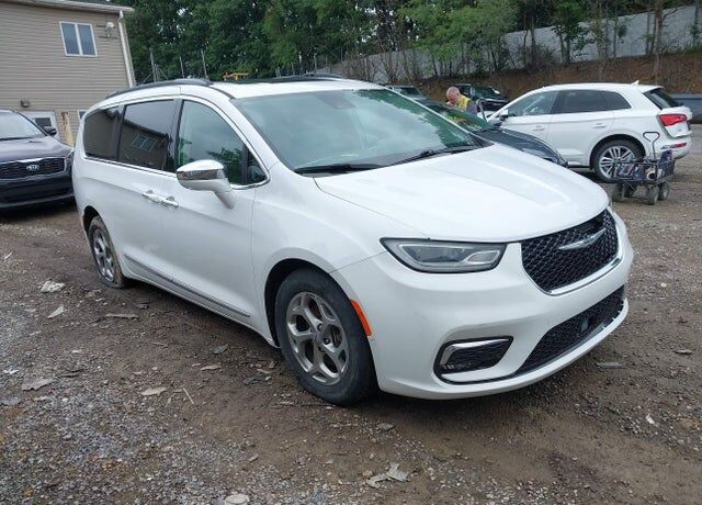 2022 CHRYSLER Pacifica