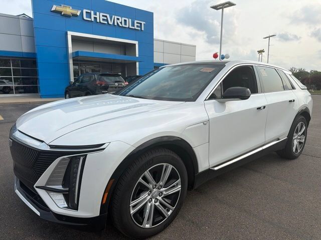 2024 CADILLAC Lyriq