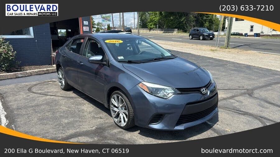 2016 TOYOTA Corolla