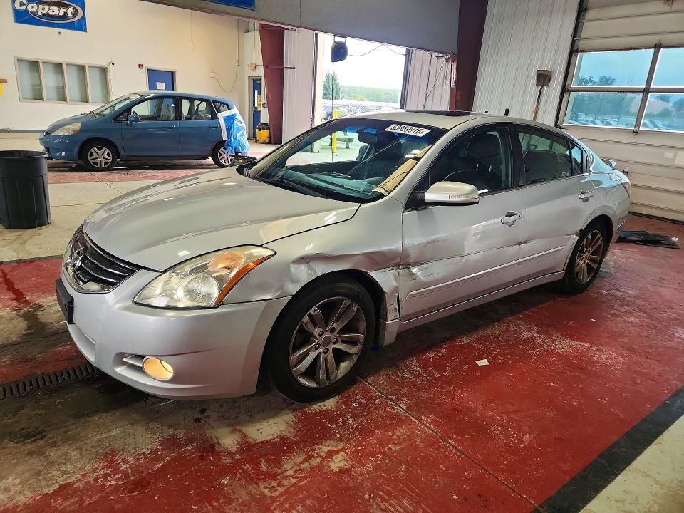 2010 NISSAN Altima