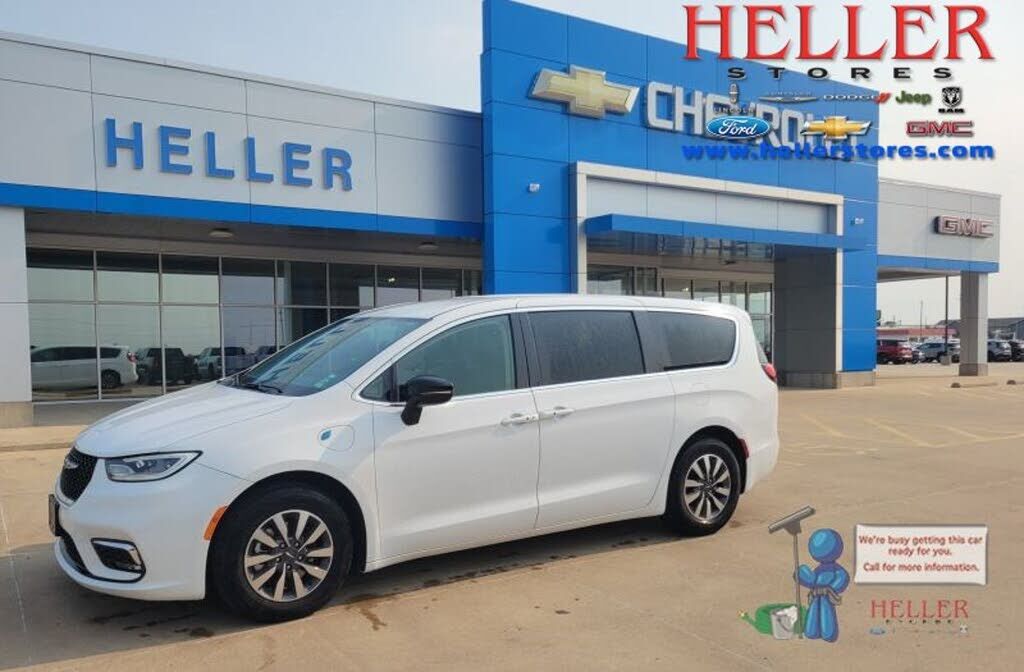 2024 CHRYSLER Pacifica