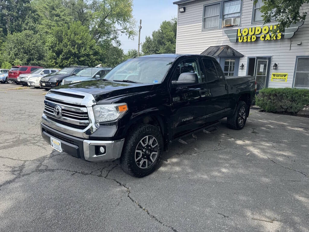 2017 TOYOTA Tundra