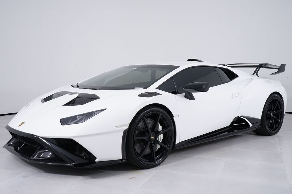 2023 LAMBORGHINI Huracan STO