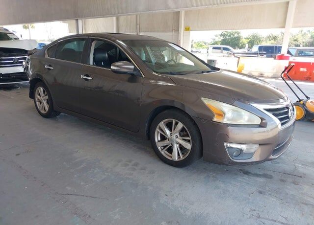 2013 NISSAN Altima