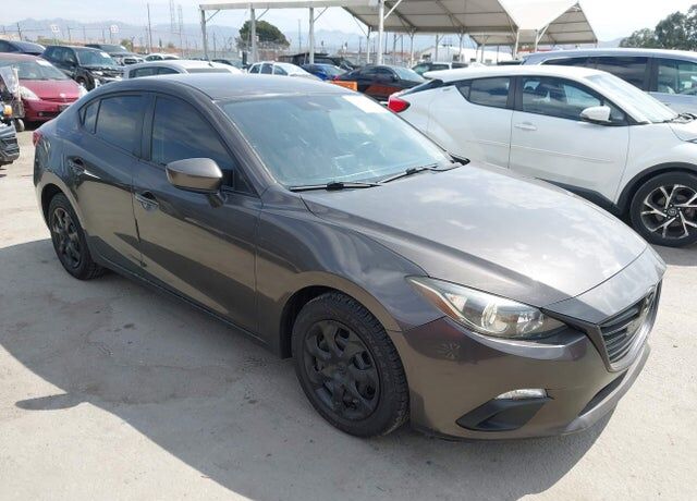 2016 MAZDA Mazda3