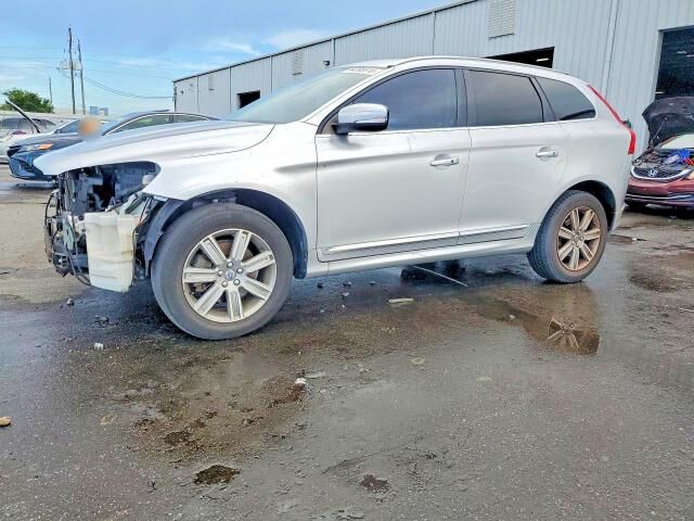 2016 VOLVO XC60