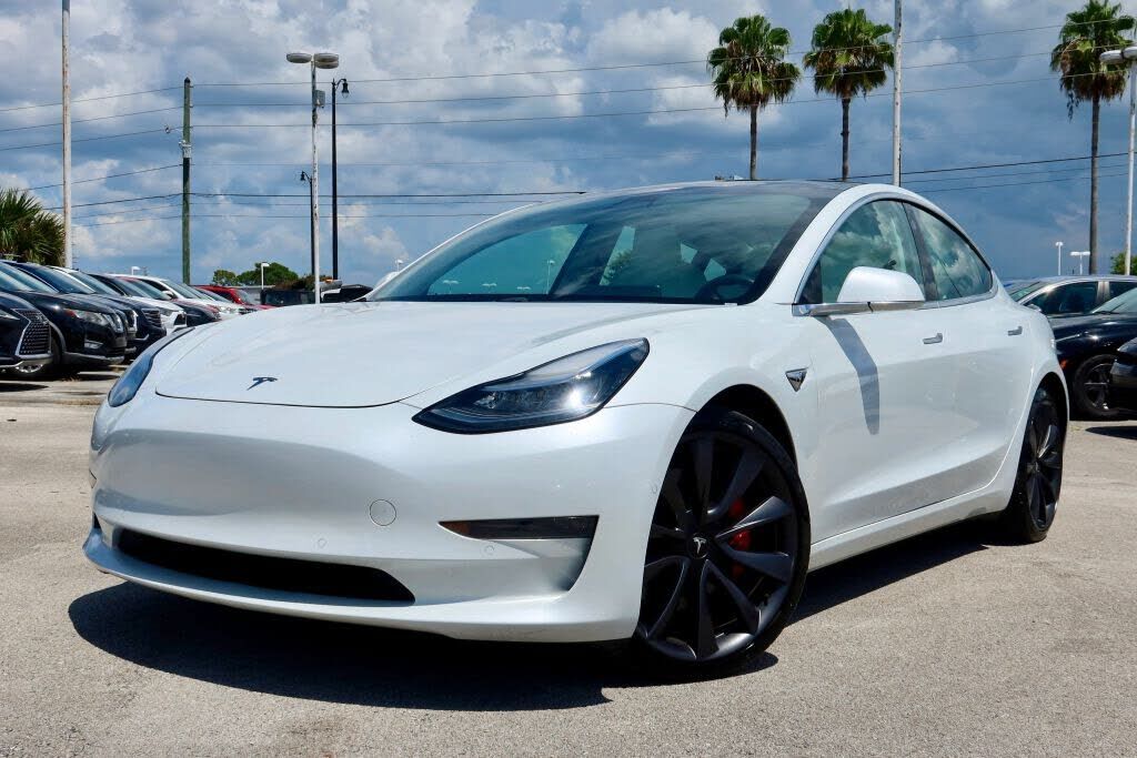 2020 TESLA Model 3