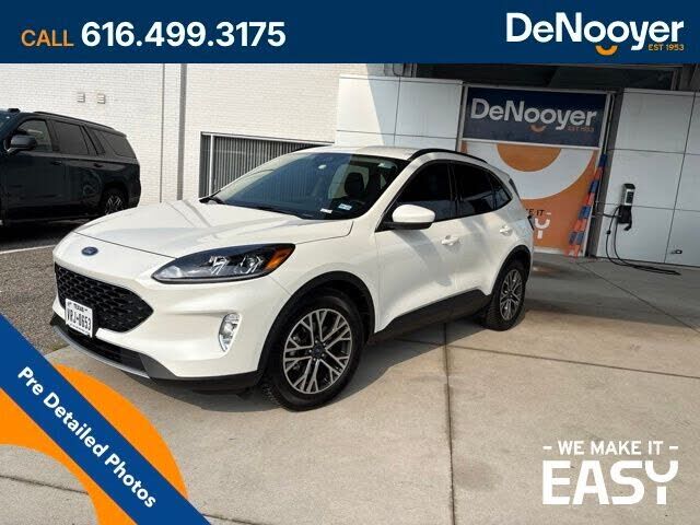 2020 FORD Escape