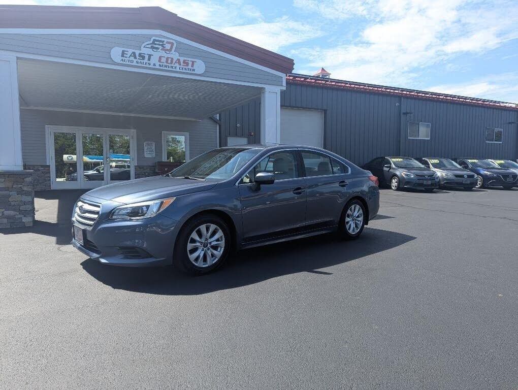 2016 SUBARU Legacy