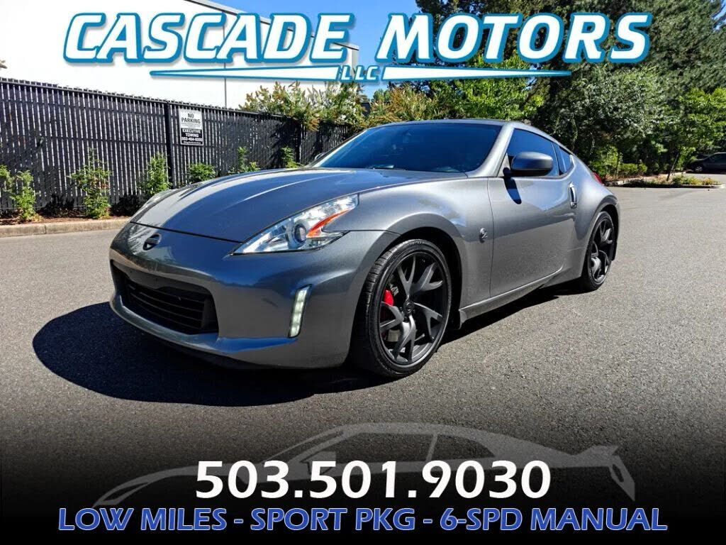 2016 NISSAN 370Z