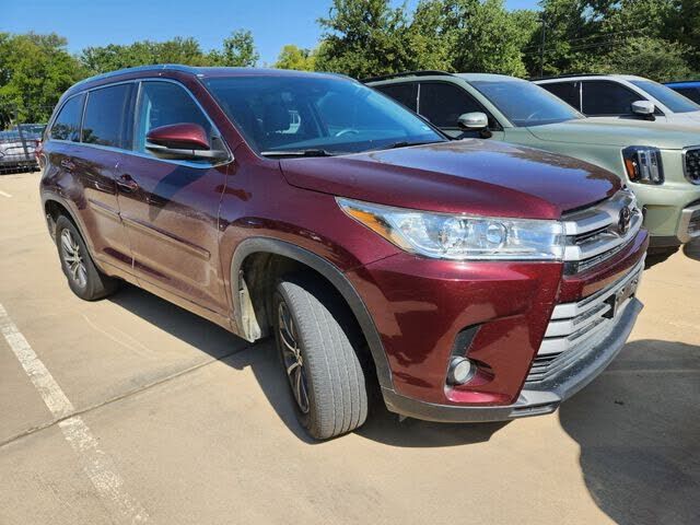 2018 TOYOTA Highlander