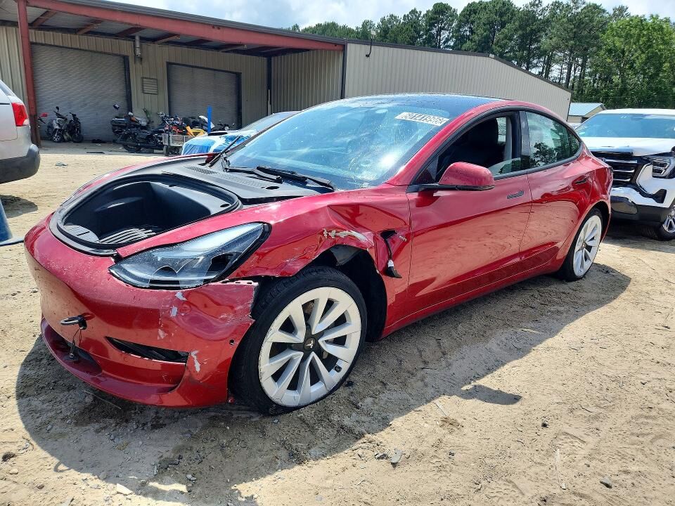 2022 TESLA Model 3