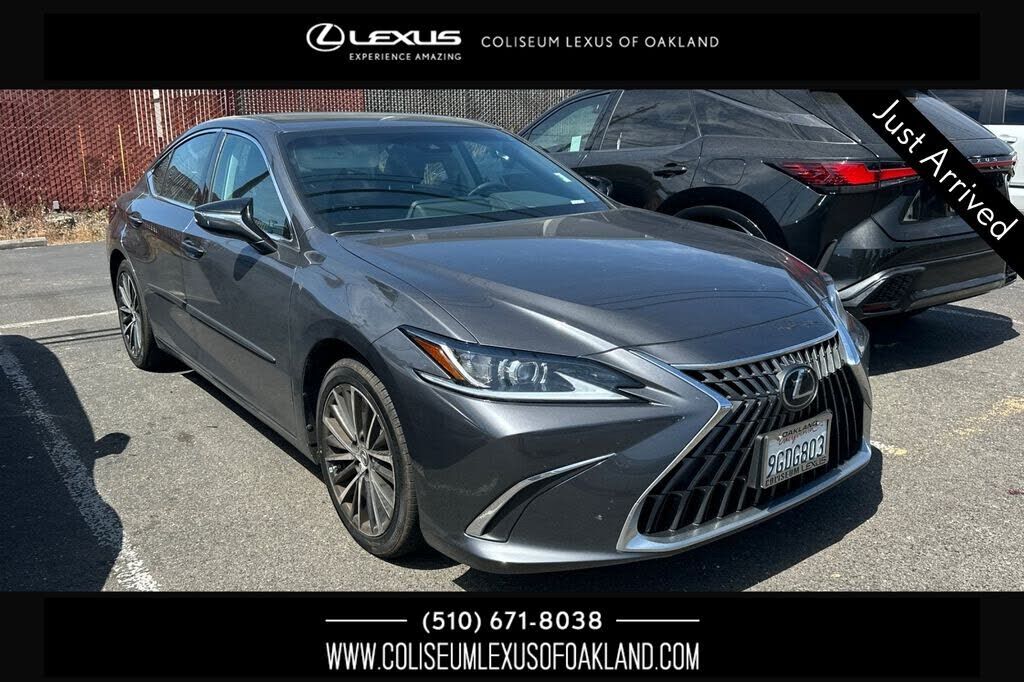 2023 LEXUS ES