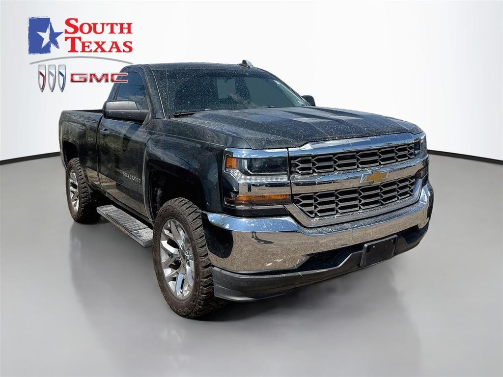 2017 CHEVROLET Silverado