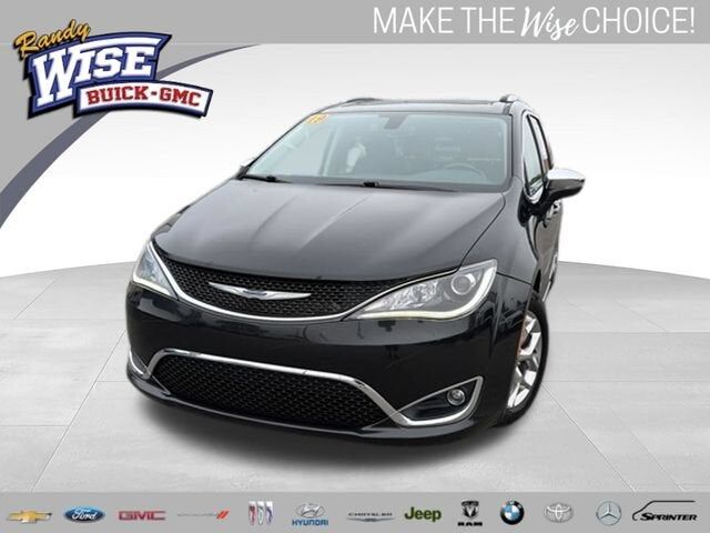 2019 CHRYSLER Pacifica