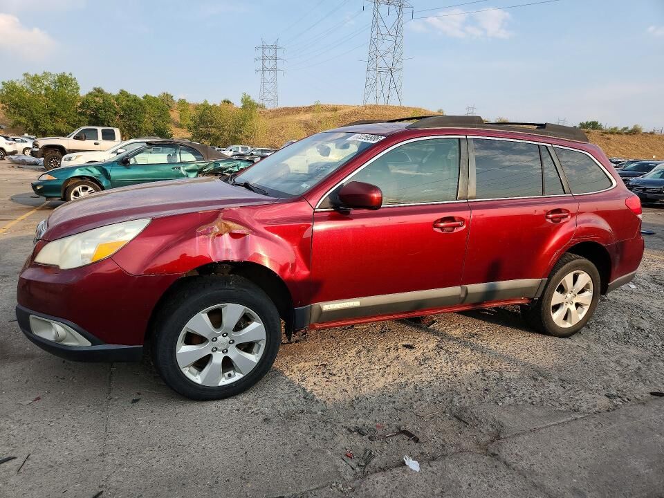 2011 SUBARU Outback