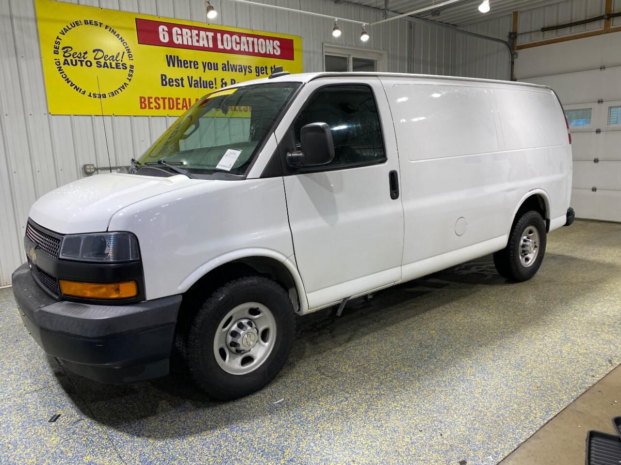 2020 CHEVROLET Express