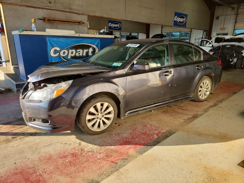 2010 SUBARU Legacy