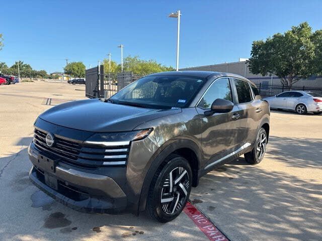 2025 NISSAN Kicks