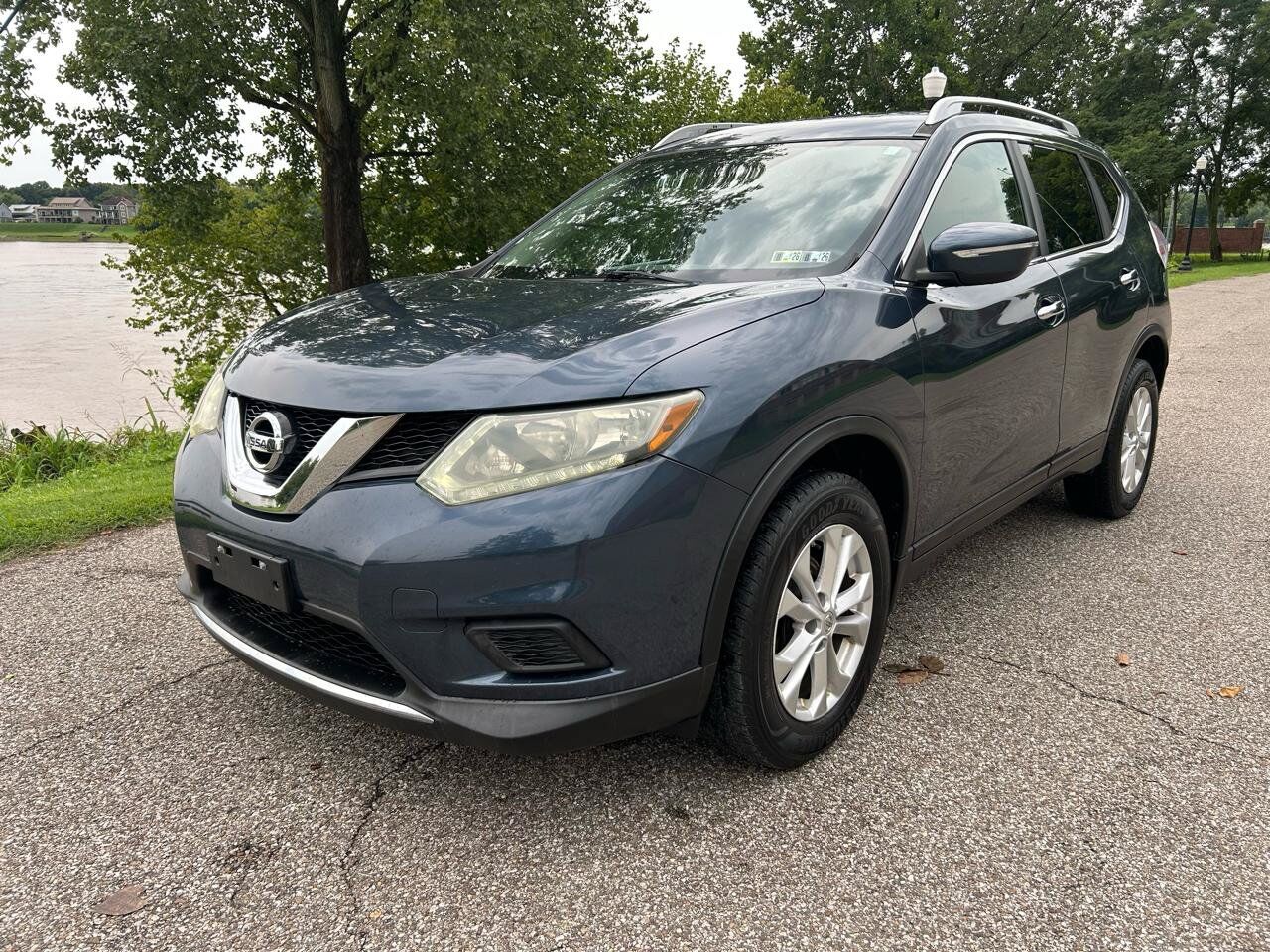 2015 NISSAN Rogue