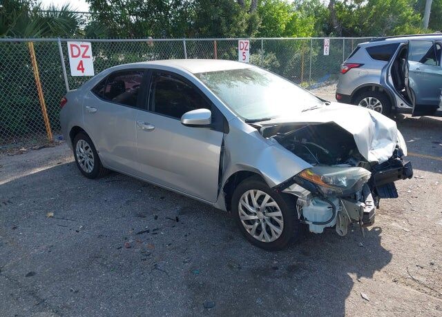 2018 TOYOTA Corolla