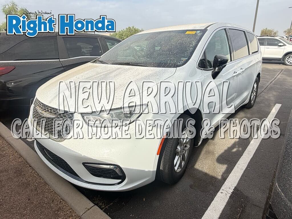 2025 CHRYSLER Pacifica