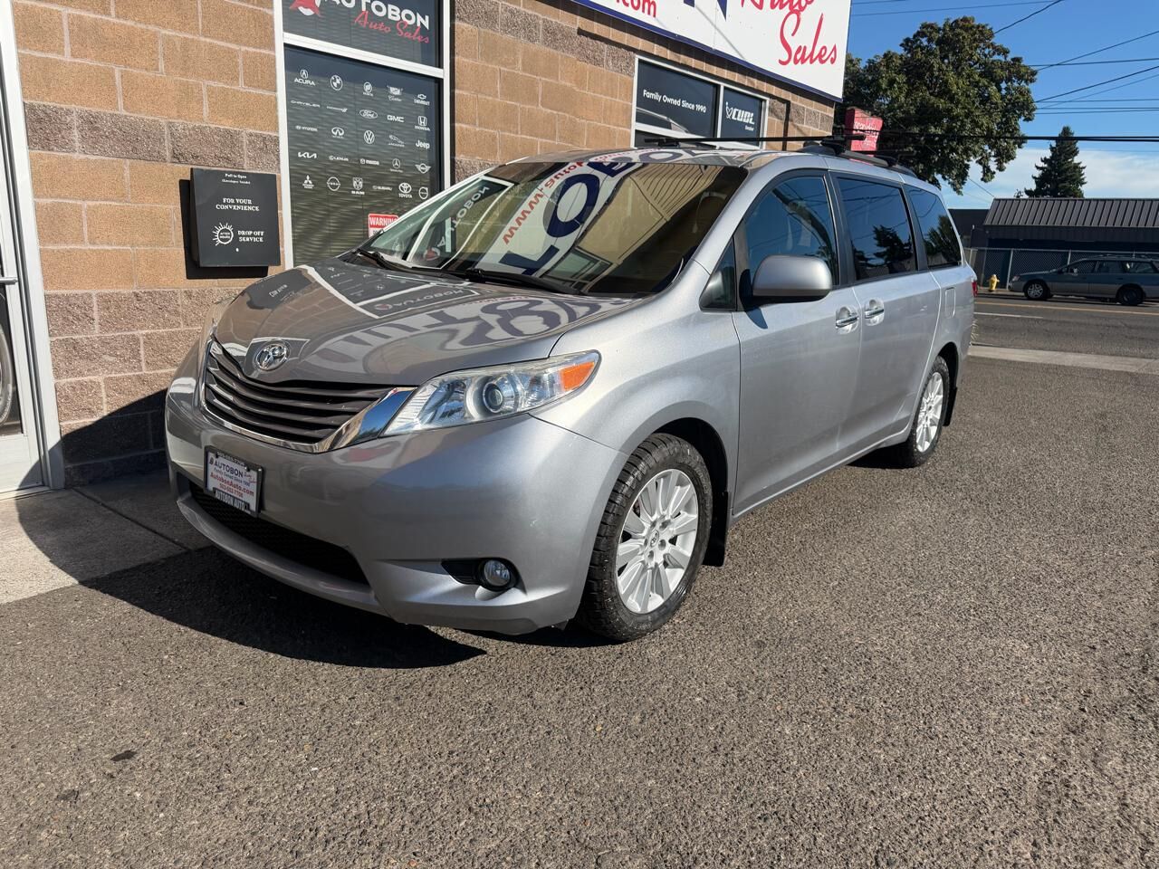 2016 TOYOTA Sienna
