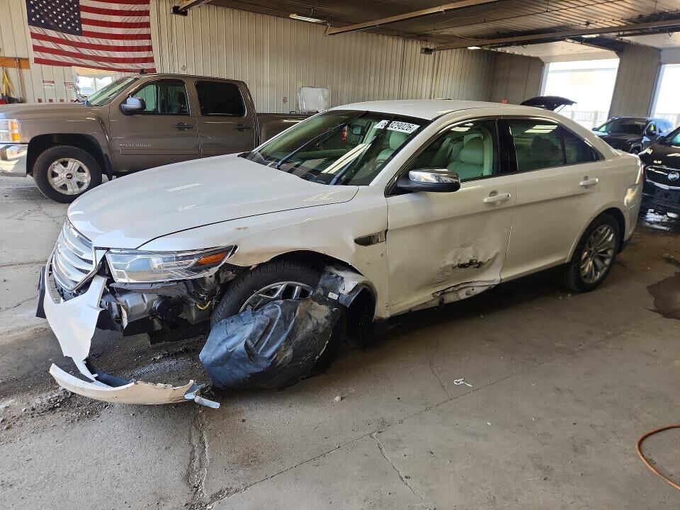 2015 FORD Taurus
