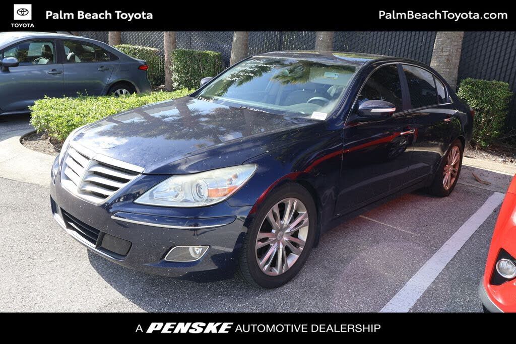 2010 HYUNDAI Genesis