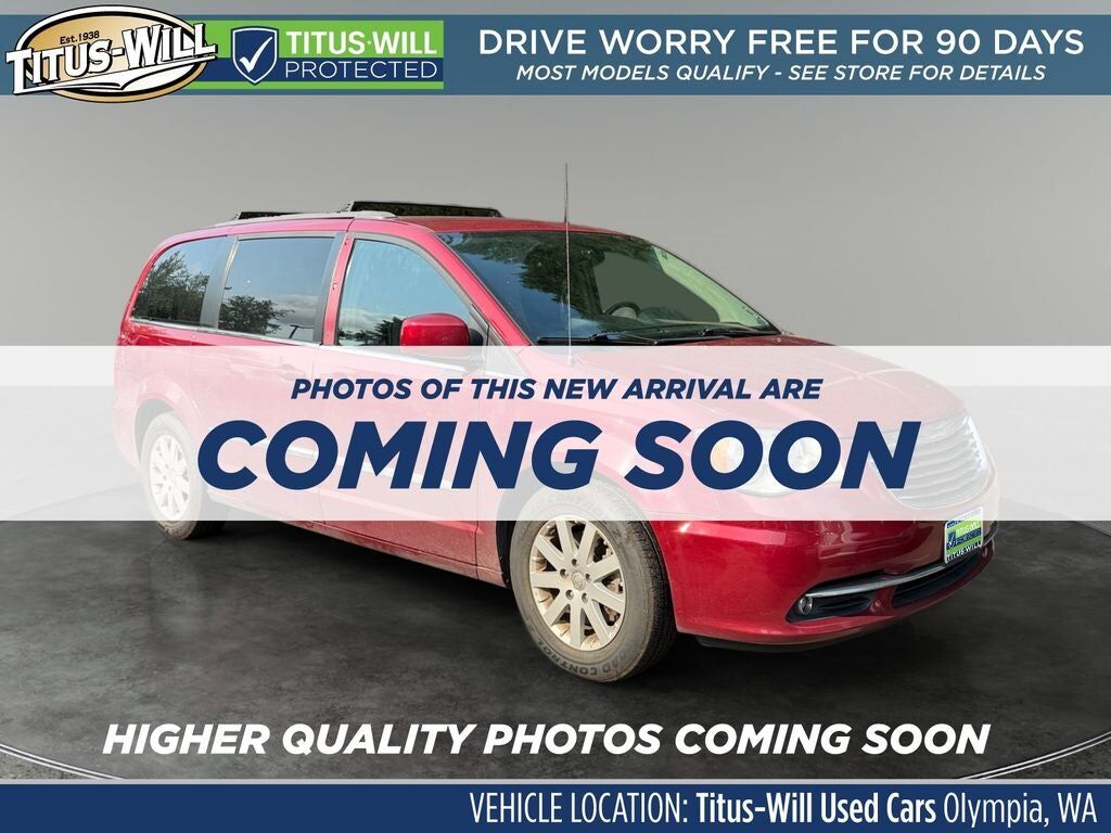 2015 CHRYSLER Town and Country